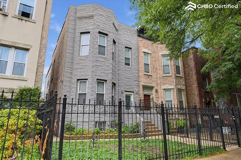 Fully Furnished Unit in Chicago — Photo 2