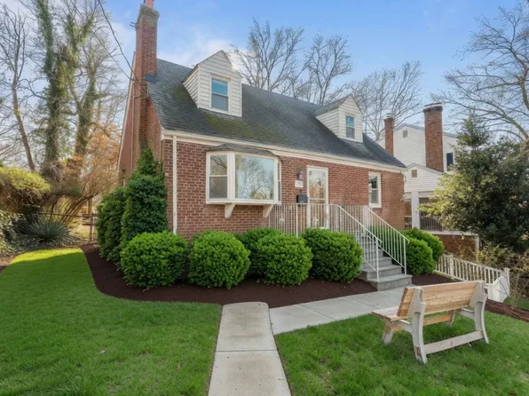 5701 Euclid St, Landover, MD 20785