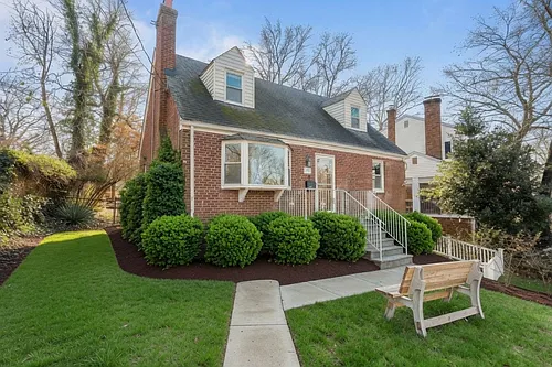 5701 Euclid St Photo 1