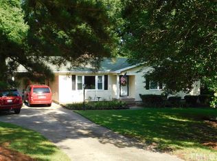 305 Colchester Dr, Knightdale, NC 27545