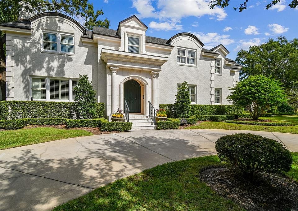 1st image of 2807 W PARKLAND BOULEVARD