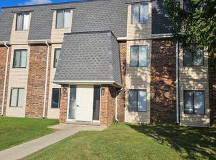 260 E Court Of Shorewood APT 2, Vernon Hills, IL 60061