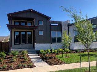 11518 E 25th Dr, Aurora, CO 80010