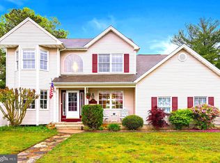 293 Tackle Ave, Manahawkin, NJ 08050