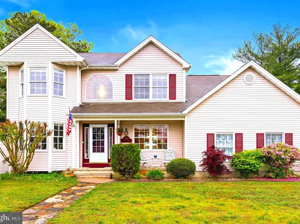 293 Tackle Ave, Manahawkin, NJ 08050