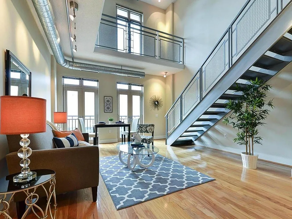 1390 Kenyon St NW #530