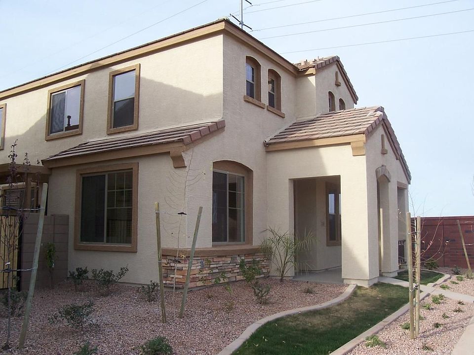 1st image of 3718 E Yeager Dr