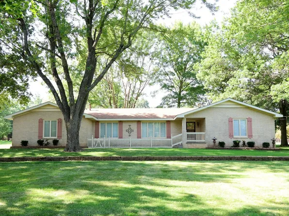 510 E Nottingham Lane, Springfield, MO 65810