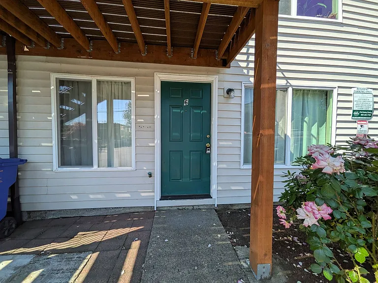 Chelsea Manor Apartments — Photo 73