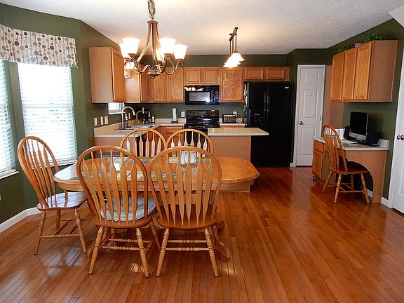 5th image of 7543 Harmill Ct