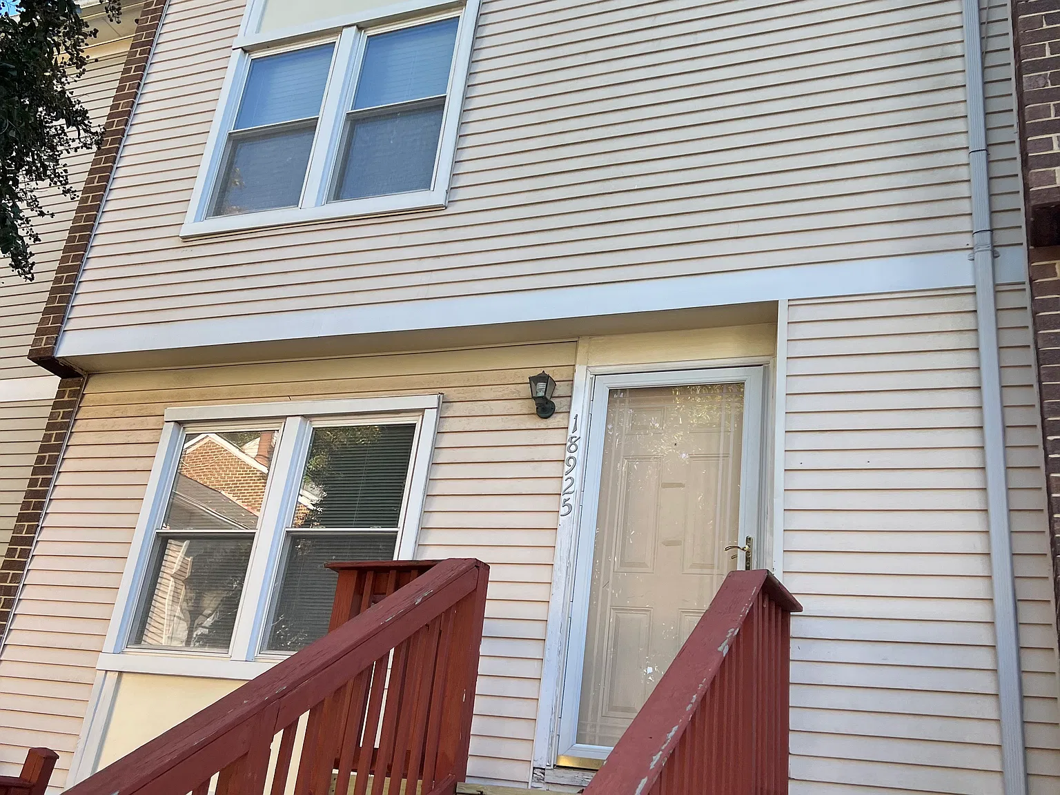 18925 Pine Ridge Ln — Photo 1