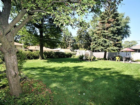 4th image of 509 Terry Dr
