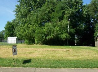 524 W Obannon St, Morganfield, KY 42437