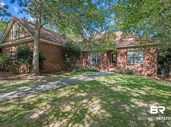 418 Clubhouse Dr, Fairhope, AL 36532
