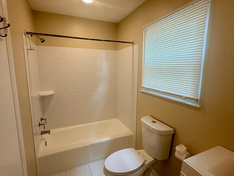 14605 Nadine Dr — Photo 17