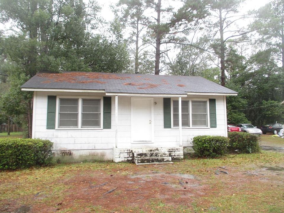 1st image of 1708 Clover Dr