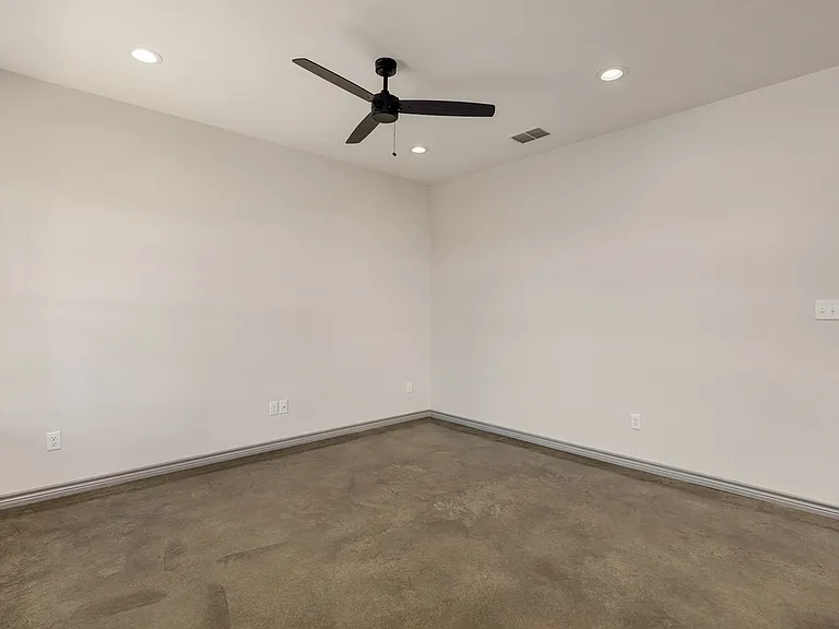 14ThePines — Photo 11