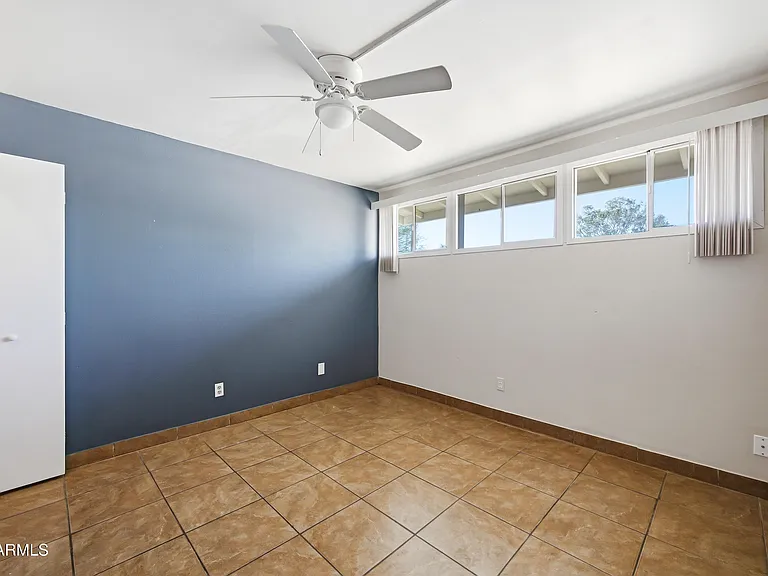 4213 E Sahuaro Dr — Photo 17