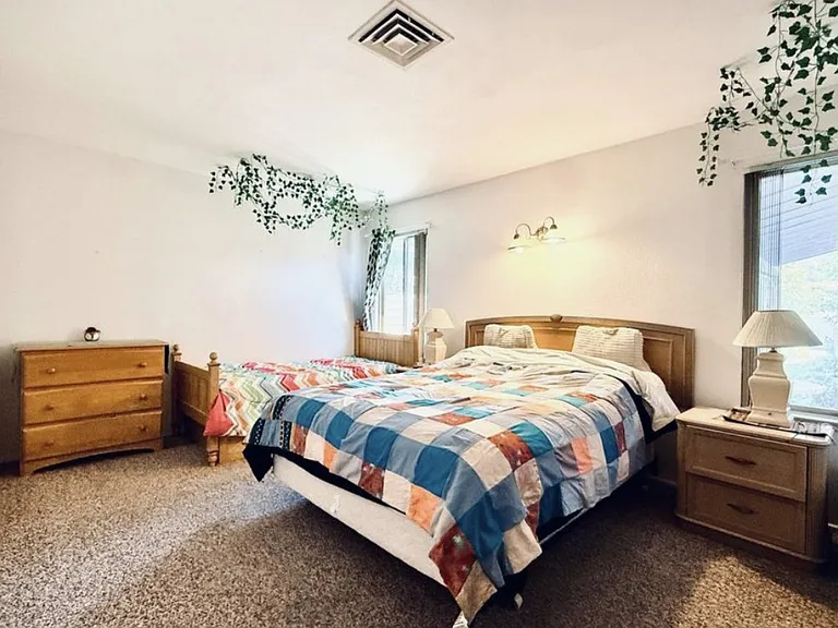 Bed room #1