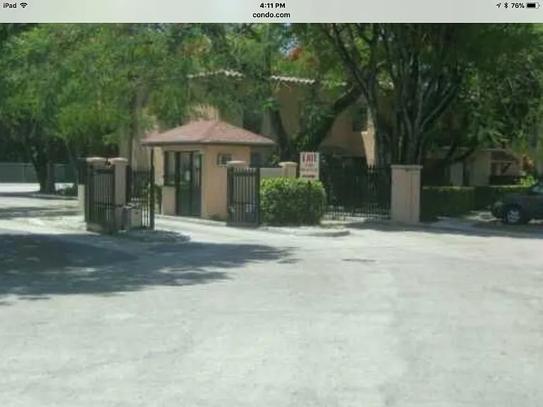 10774 N Kendall Dr #G4 — Photo 9