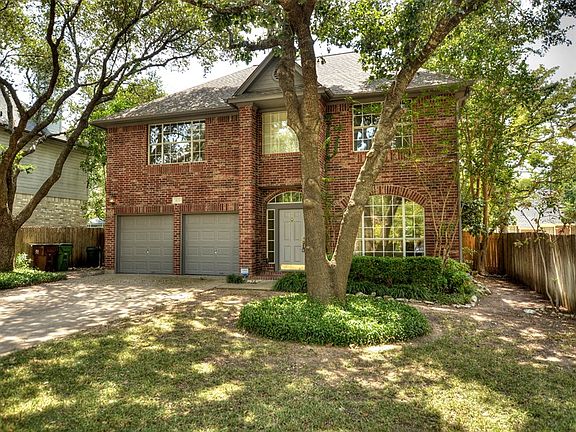 2nd image of 1133 Oaklands Dr