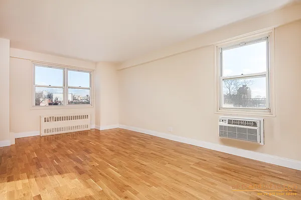 Rented by aptsandlofts.com | media 7