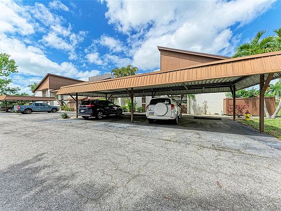 3rd image of 4578 RED MAPLE ROAD #904