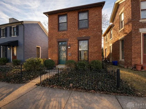 17 Tecumseh St, Dayton, OH 45402