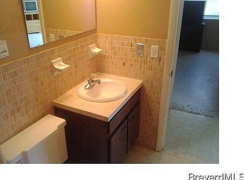5th image of 3190 N Atlantic Ave APT 207