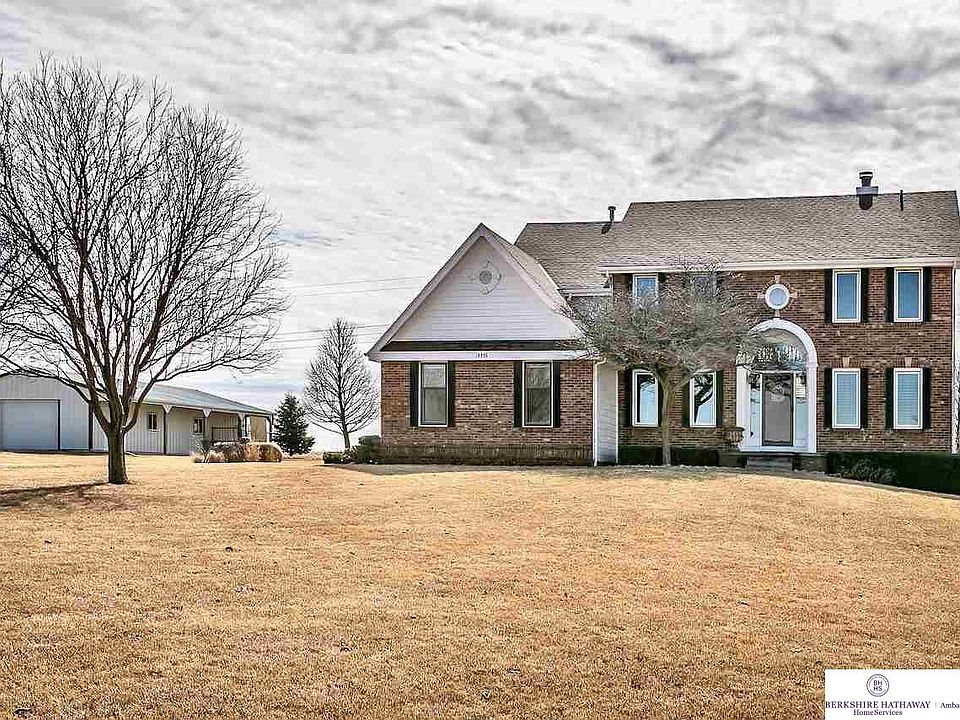 1st image of 19355 Hilltop Dr