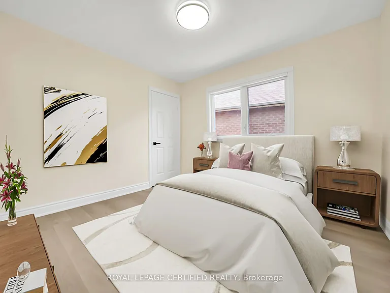 5016 Natkarni Cres #UPPER — Photo 28