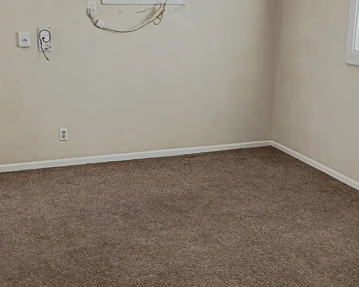 1 bed, 1.0 bath, $700 — Photo 3