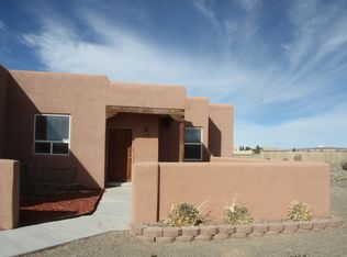911 25th Ave NE, Rio Rancho, NM 87144