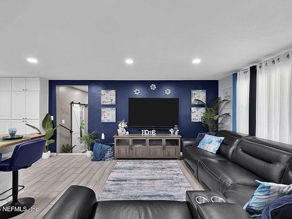 5th image of 5228 BOILARD Drive