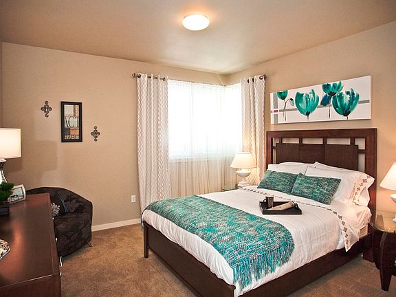 2nd image of 947 Discovery Cir NE Unit 201