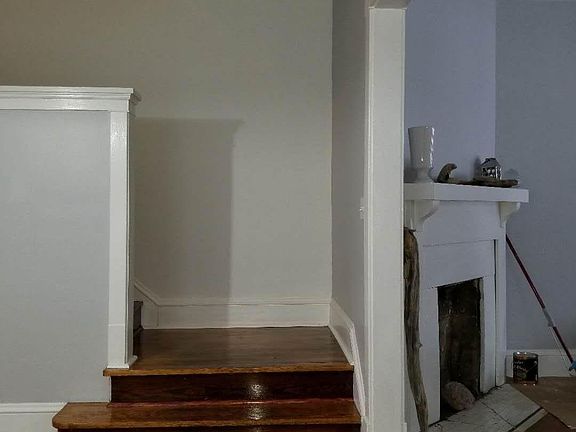 2nd image of 1471 Hopkins Ave