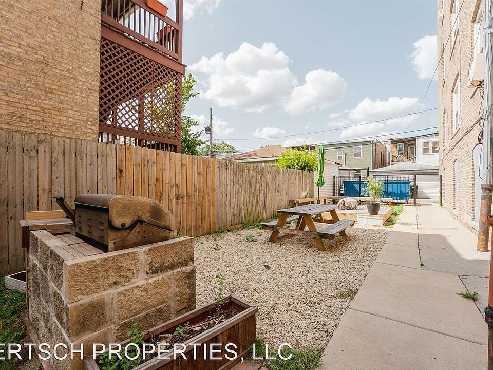1st image of 4744 N Whipple St #3B