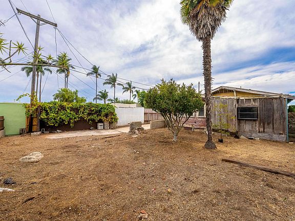 2nd image of 3905 Ibis St