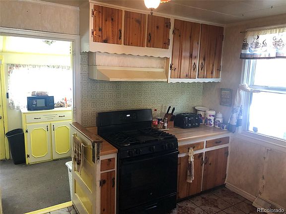 4th image of 2076 S Lowell Blvd