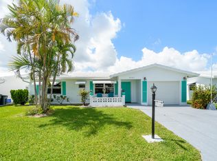 2002 SW 6th Ave, Boynton Beach, FL 33426