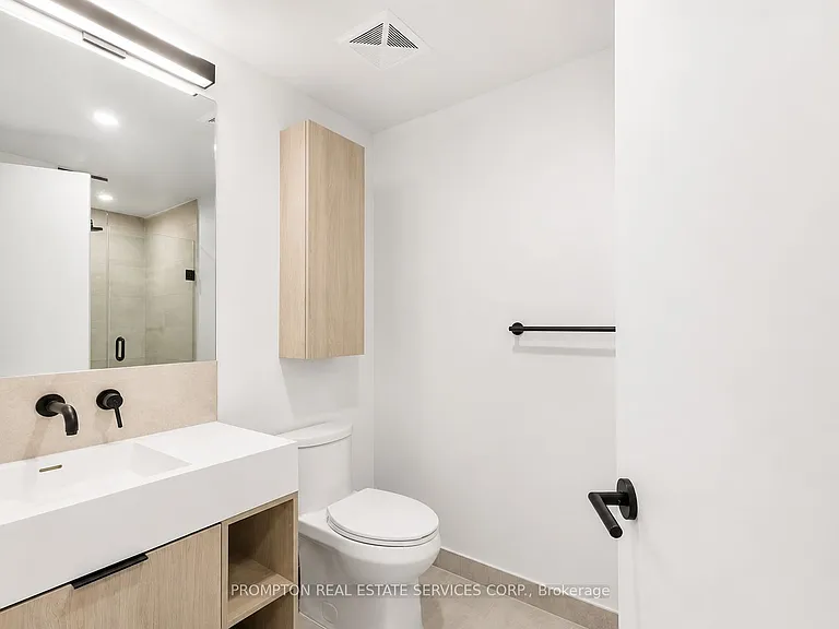 108 Peter St #923 — Photo 5