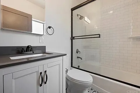 1403 Broadway #1403 — Photo 16