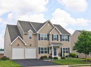 39 S 3rd St, New Freedom, PA 17349