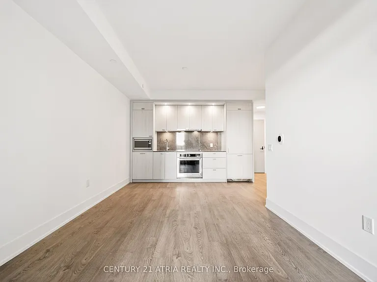 858 Dupont St #532 — Photo 9