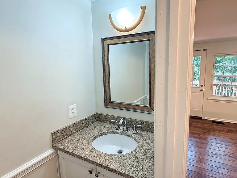 10100 Walnut Wood Ct — Photo 22