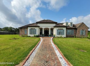 4300 Gerald James Dr, New Iberia, LA 70560
