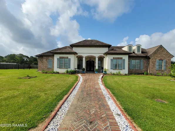 4300 Gerald James Dr, New Iberia, LA 70560