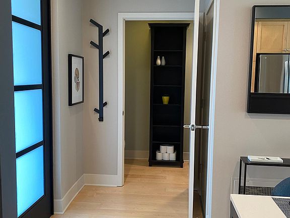 5th image of 350 E Mission St Unit 123