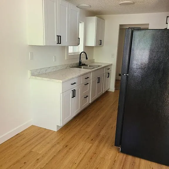 226 S Lalo Ave — Photo 12