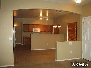 3rd image of 444 E Placita Rejilla